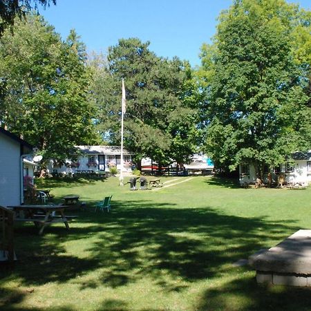 Bluewater Bayfield River Cottage Colony Inc المظهر الخارجي الصورة