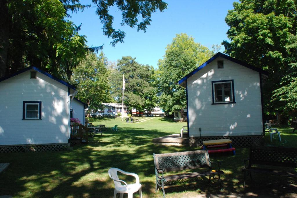 Bluewater Bayfield River Cottage Colony Inc المظهر الخارجي الصورة